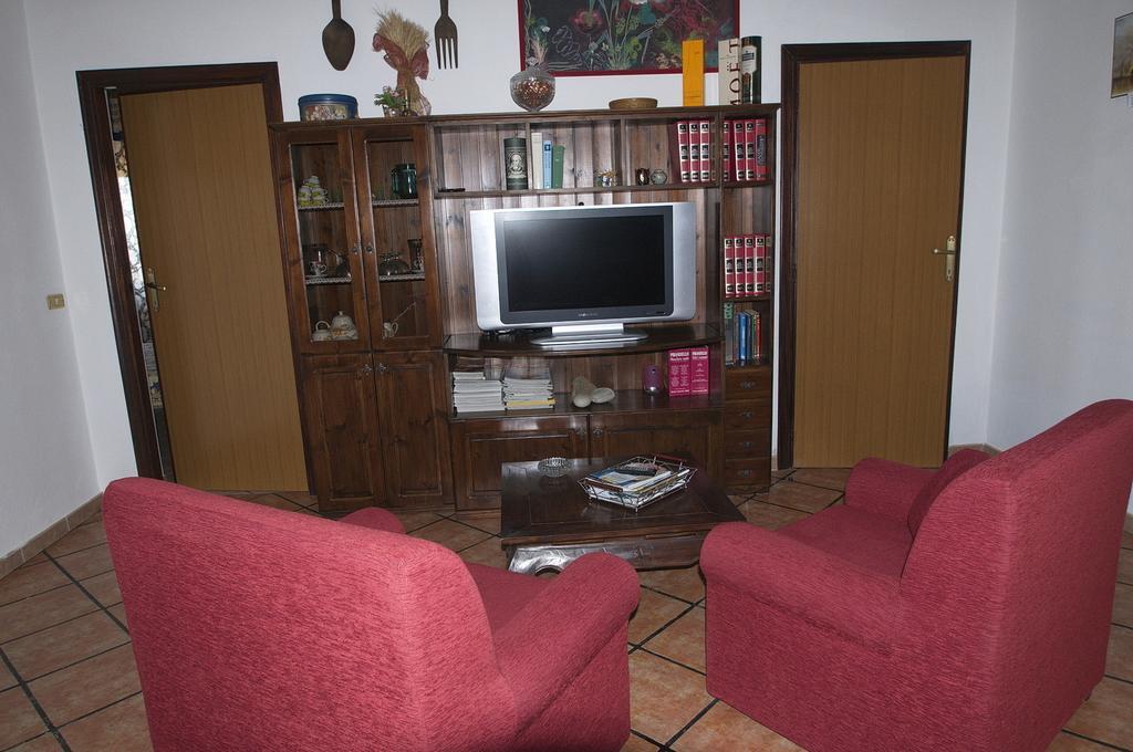 Вилла Casa Sa Carrubedda Сант'Анна-Аррези Номер фото